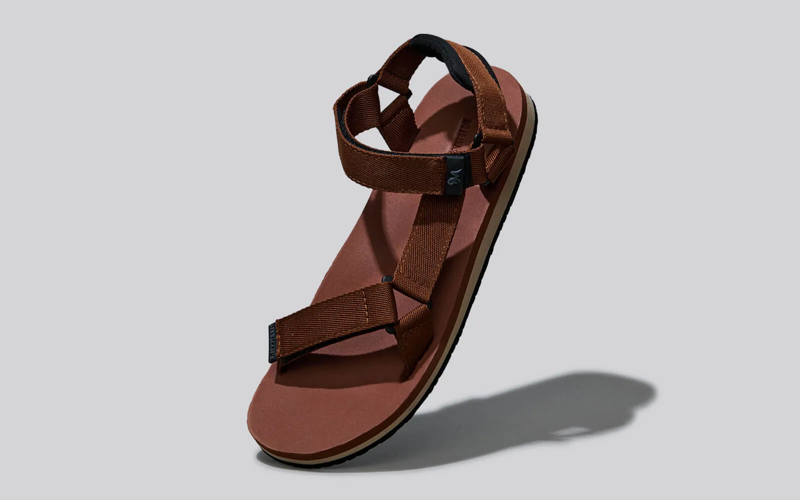 Airy Strap Sandals : Brown-Black