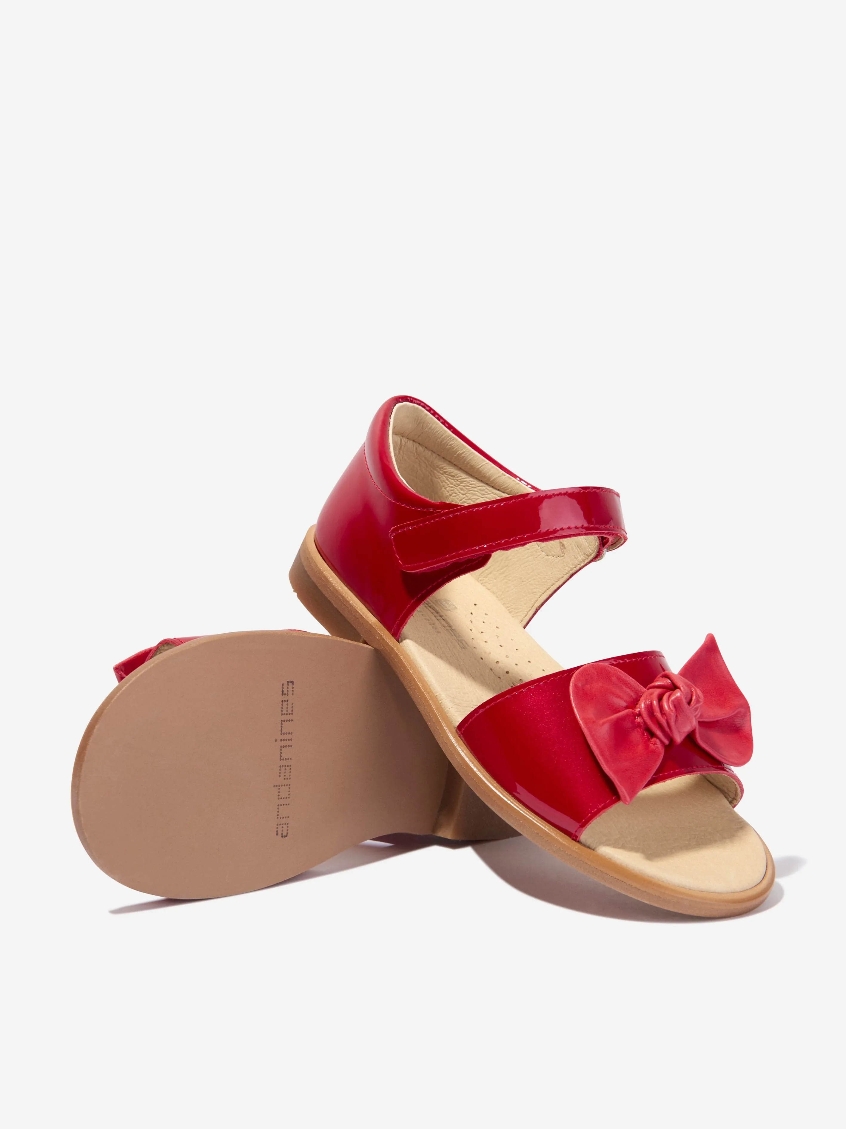 Andanines Girls Patent Leather Strap Sandals With Bow in Red