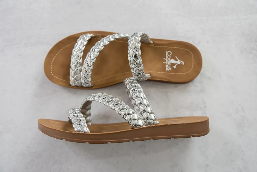 Twist N Shout Sandals in Silver [Online Exclusive]